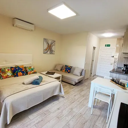 Benalbeach Lovely Primera Linea De Playa Διαμέρισμα